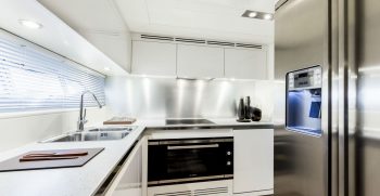 Itama 75 Lower Deck